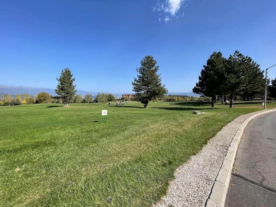 拉兹洛格Pirin Golf Mountain View Retreat公寓 外观 照片