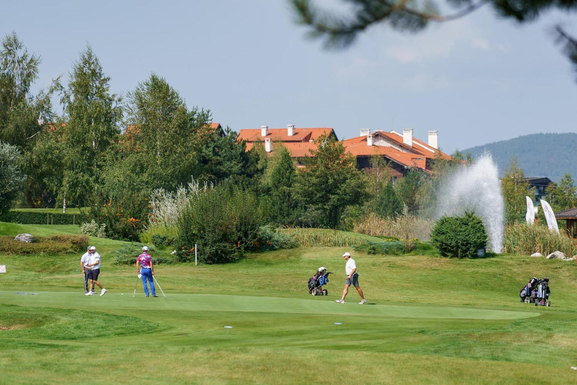 拉兹洛格Pirin Golf Mountain View Retreat公寓 外观 照片